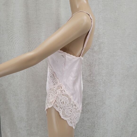Jewels Vintage Light Pink Lace Bodysuit Teddy Negligee Coquettegirl Small - Picture 4 of 10